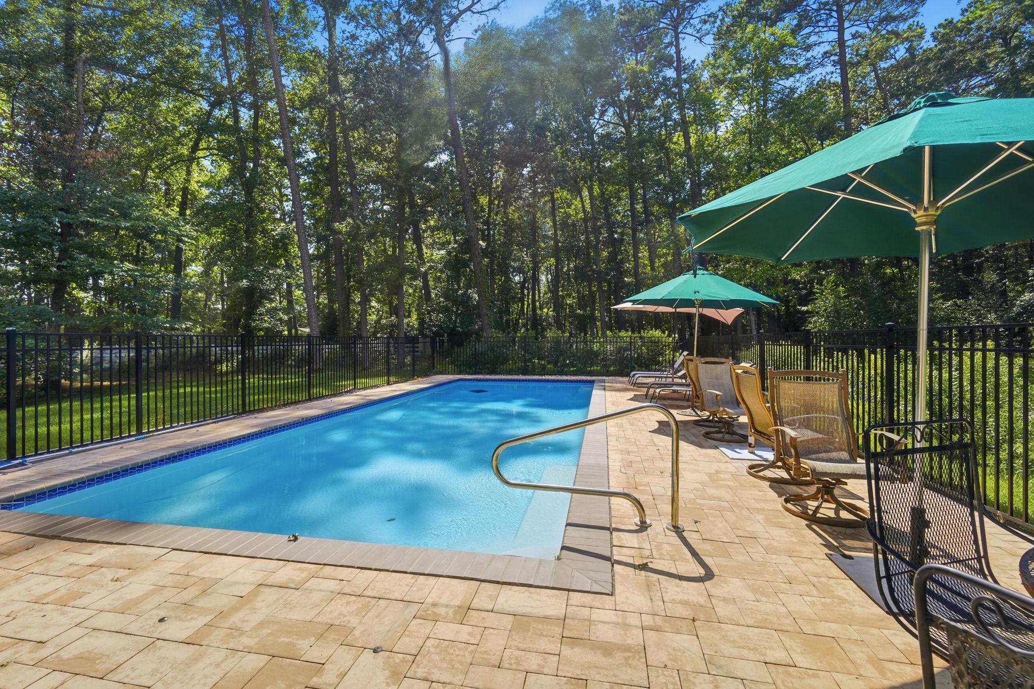 27476 TRAVELERS REST COURT