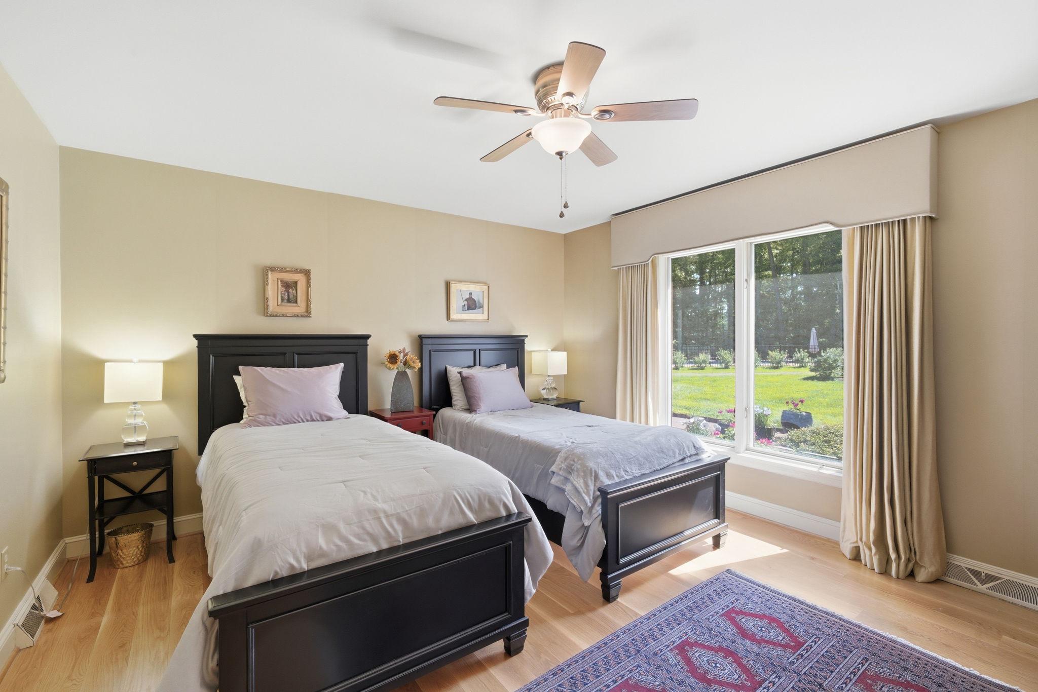 27476 TRAVELERS REST COURT