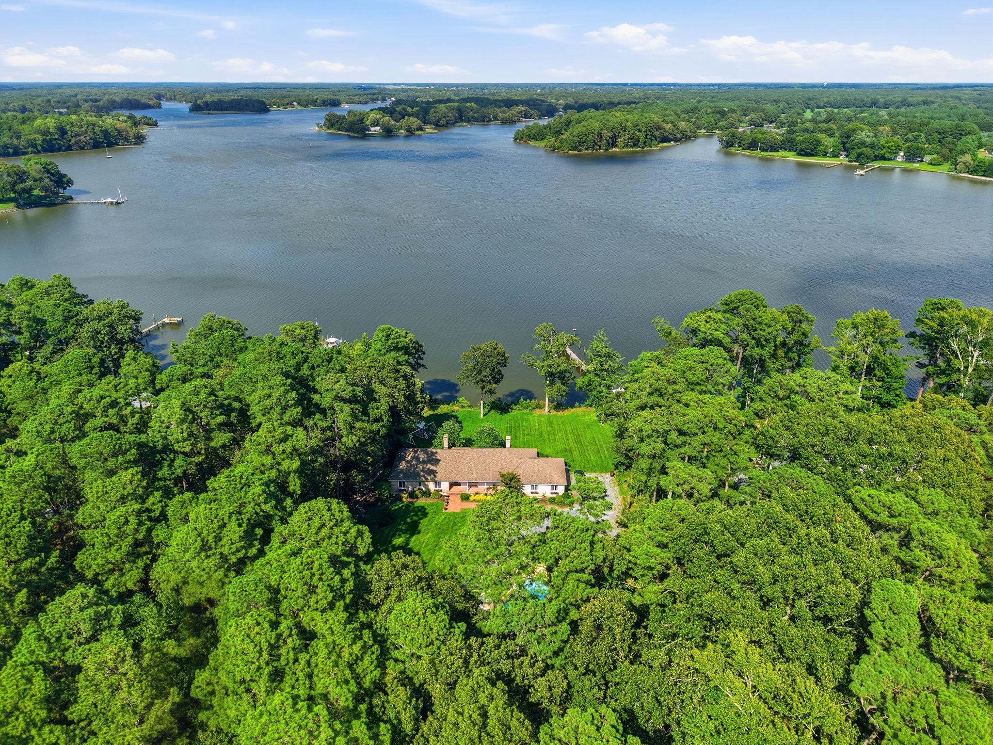 27476 TRAVELERS REST COURT