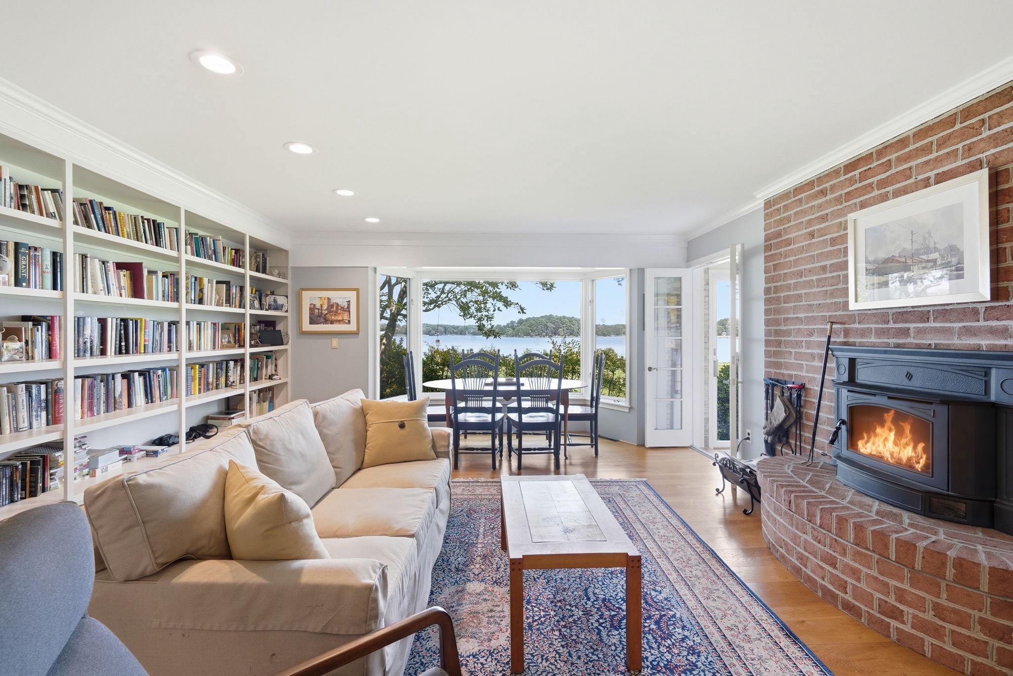 27476 TRAVELERS REST COURT