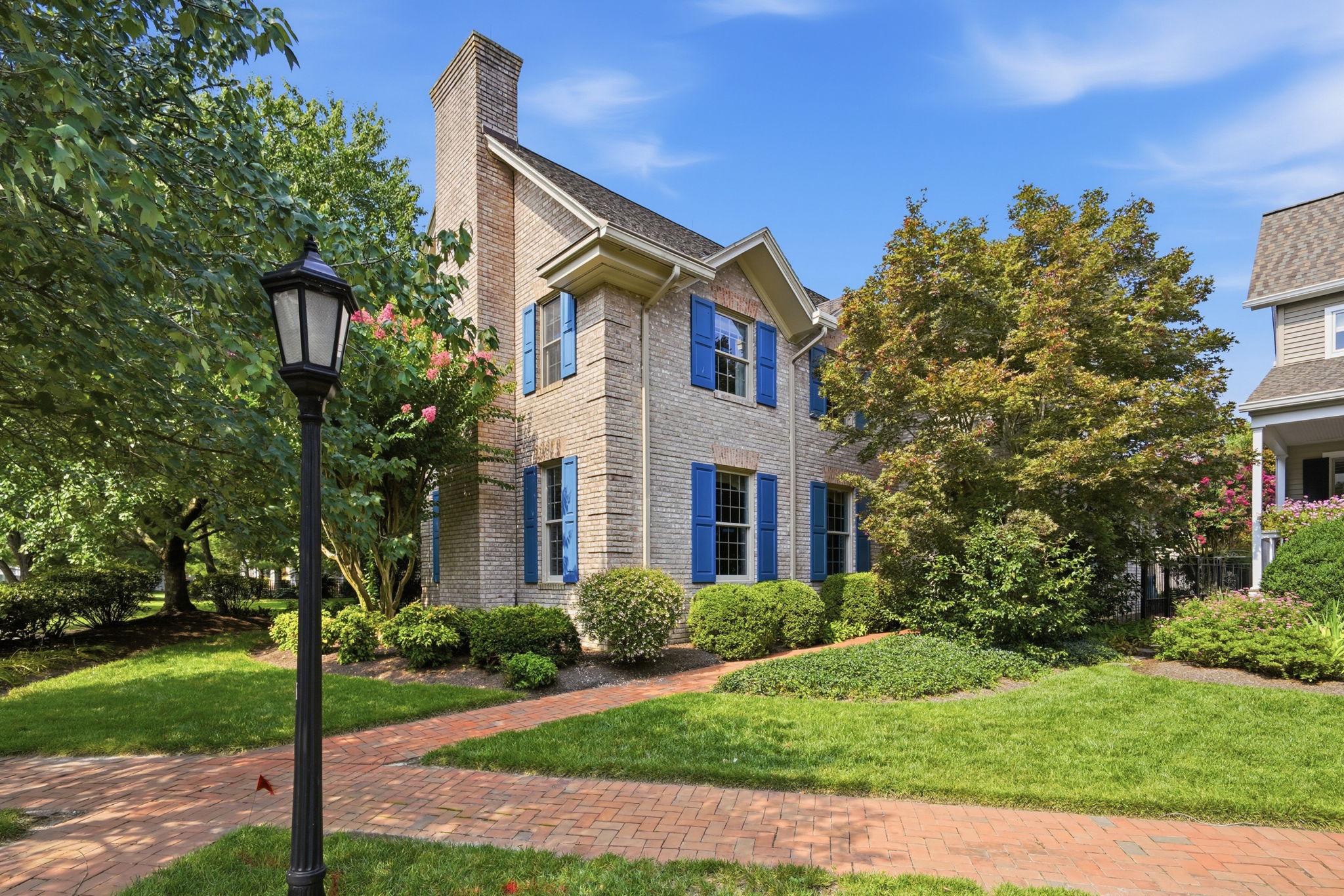 7040 OLD SCHOOL HOUSE LANE