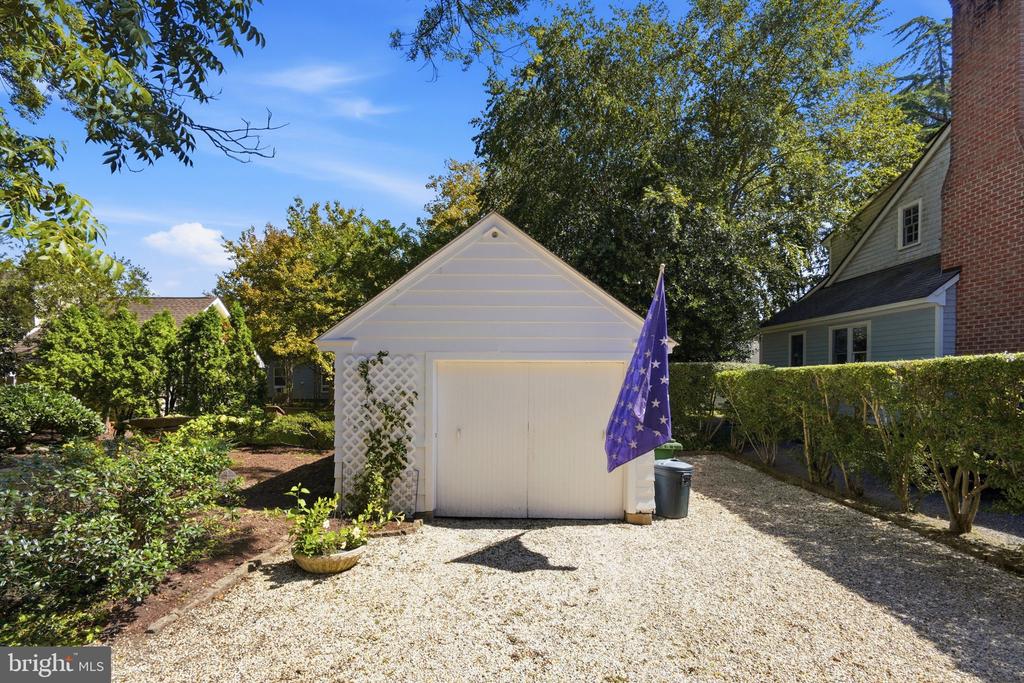 100 TILGHMAN STREET
