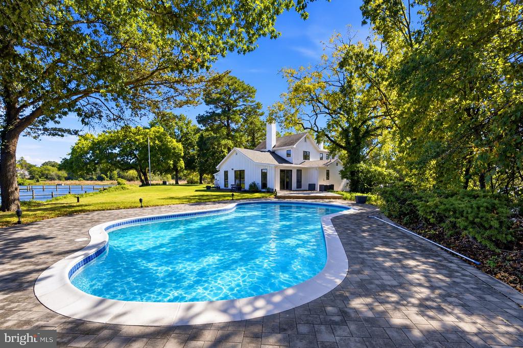 28041 OLD COUNTRY CLUB ROAD