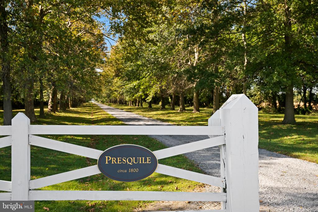 26546 PRESQUILE FARM DRIVE