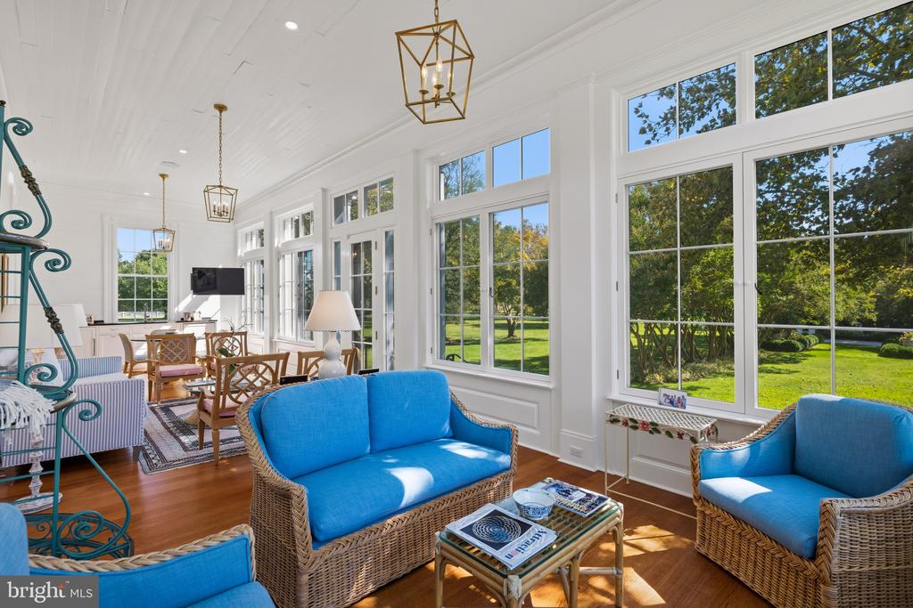 26546 PRESQUILE FARM DRIVE