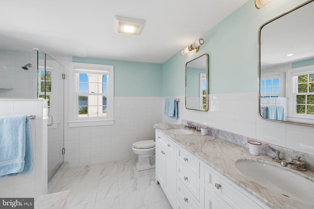 26546 PRESQUILE FARM DRIVE