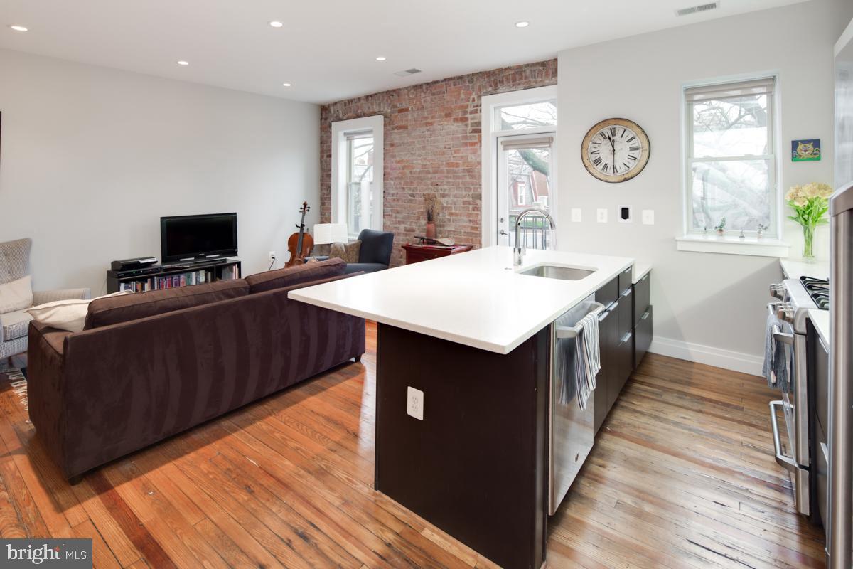 1811 WYOMING AVENUE NW Unit: 44
