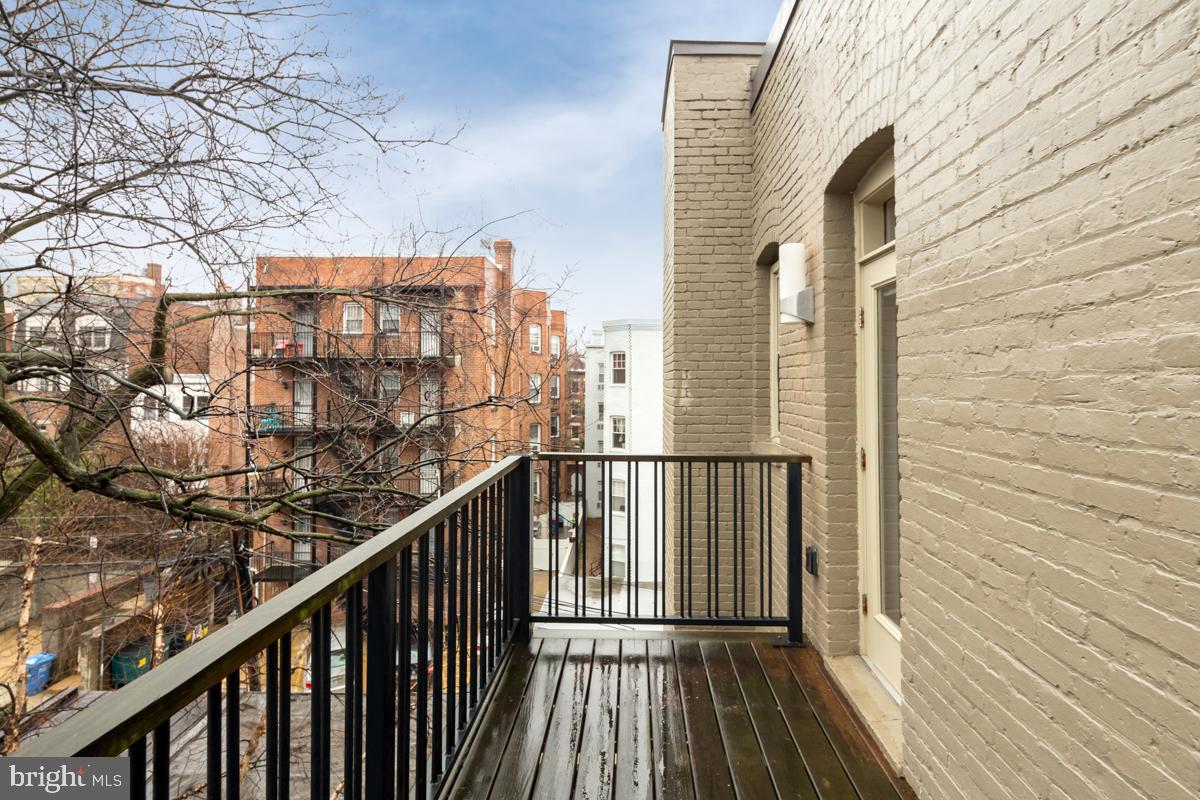 1811 WYOMING AVENUE NW Unit: 44