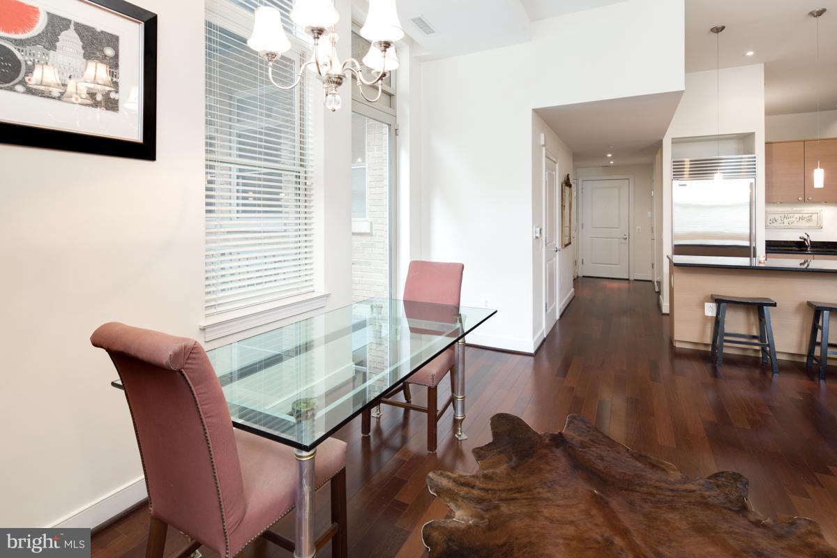 2425 L STREET NW Unit: 329