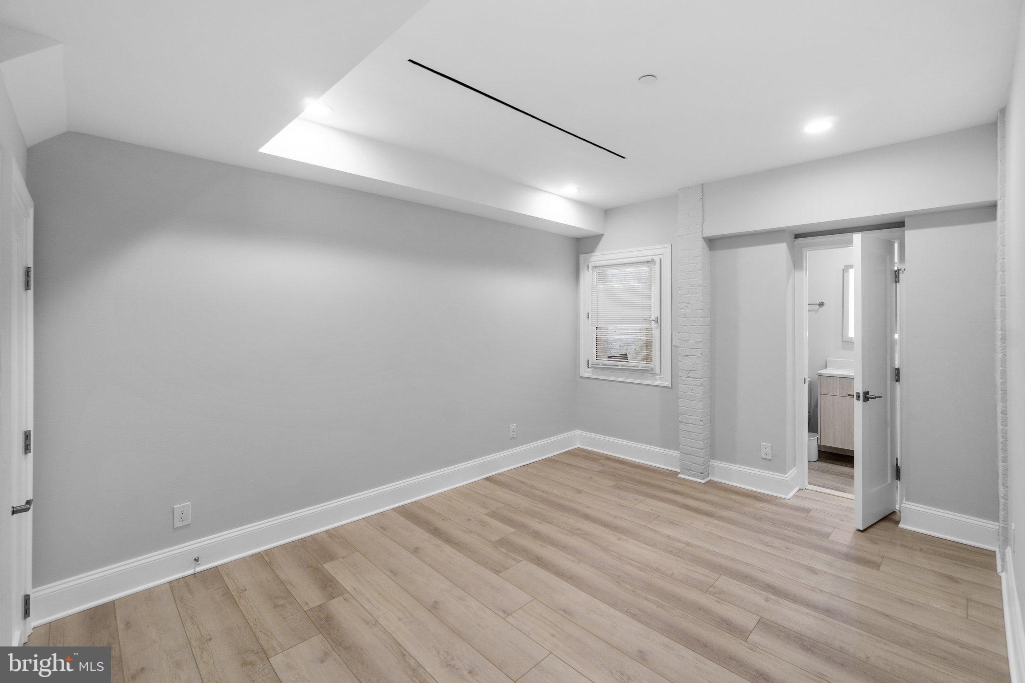 2112 Wyoming AVENUE NW Unit: 2