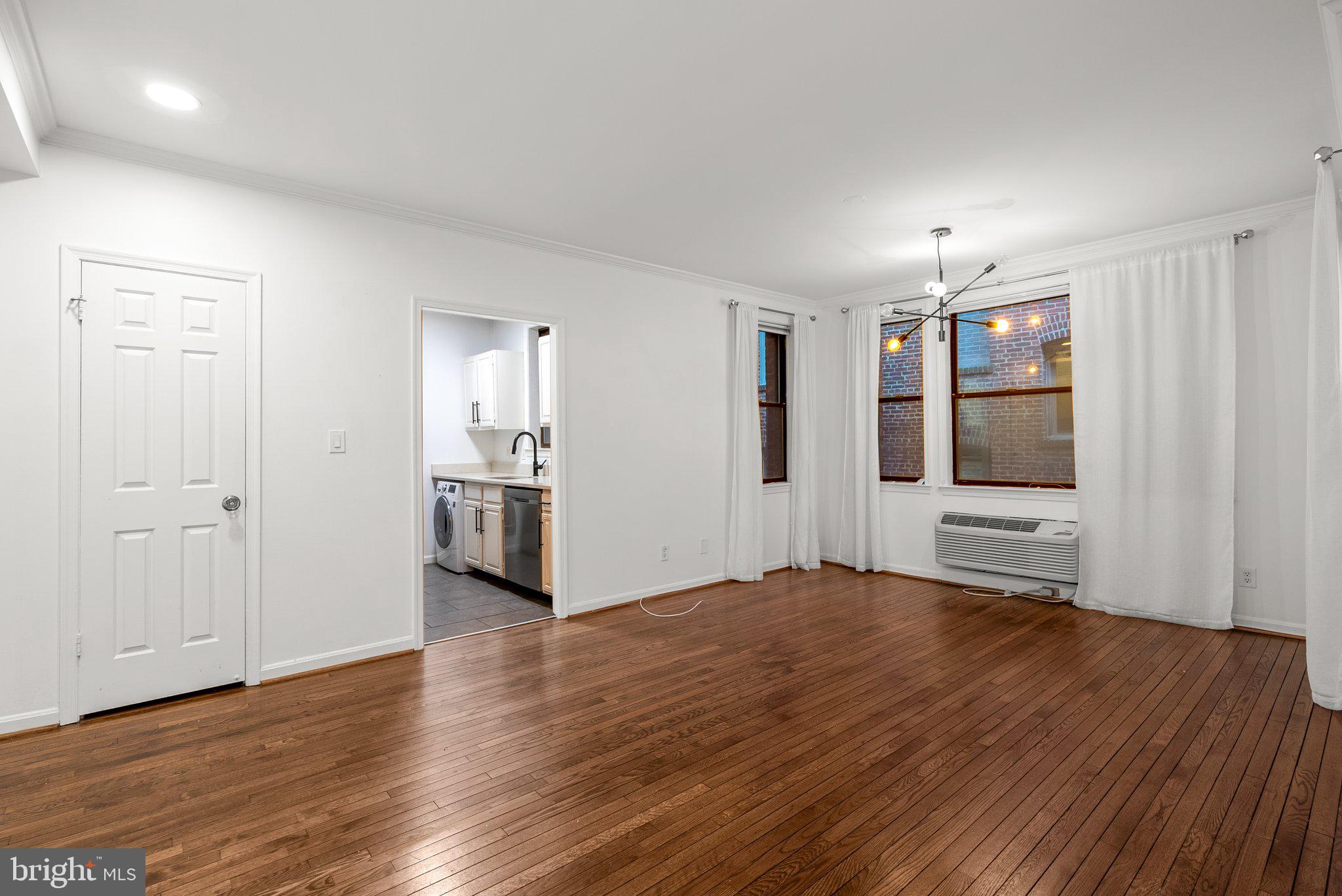 2310 Ashmead PLACE NW Unit: 203