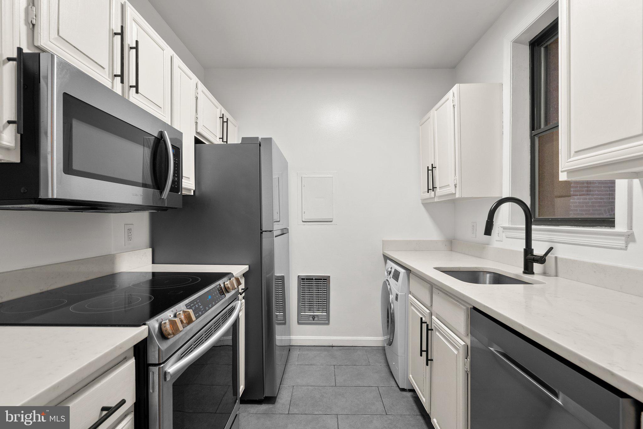 2310 Ashmead PLACE NW Unit: 203