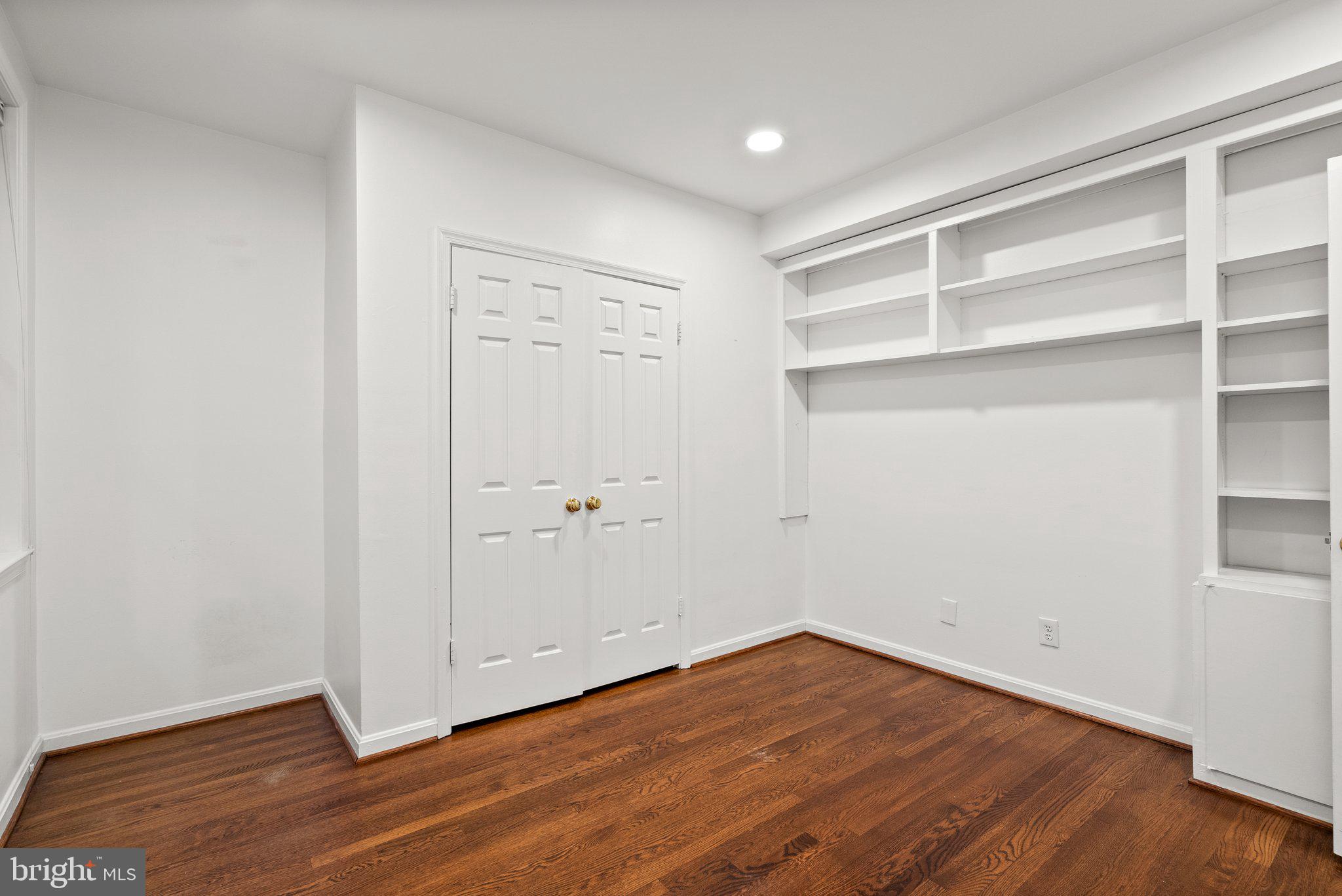 2310 Ashmead PLACE NW Unit: 203
