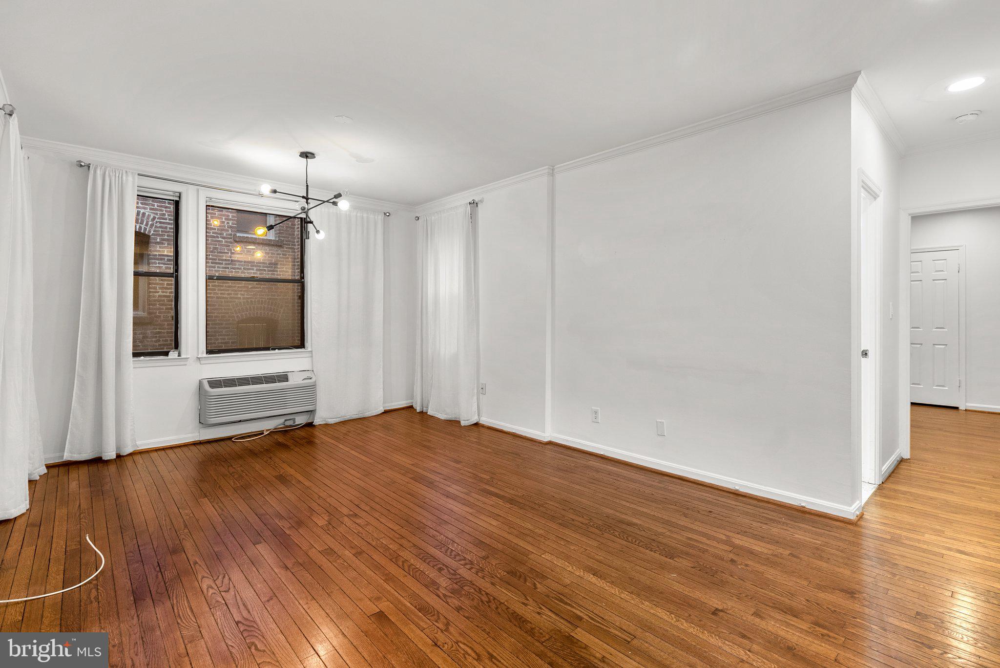 2310 Ashmead PLACE NW Unit: 203