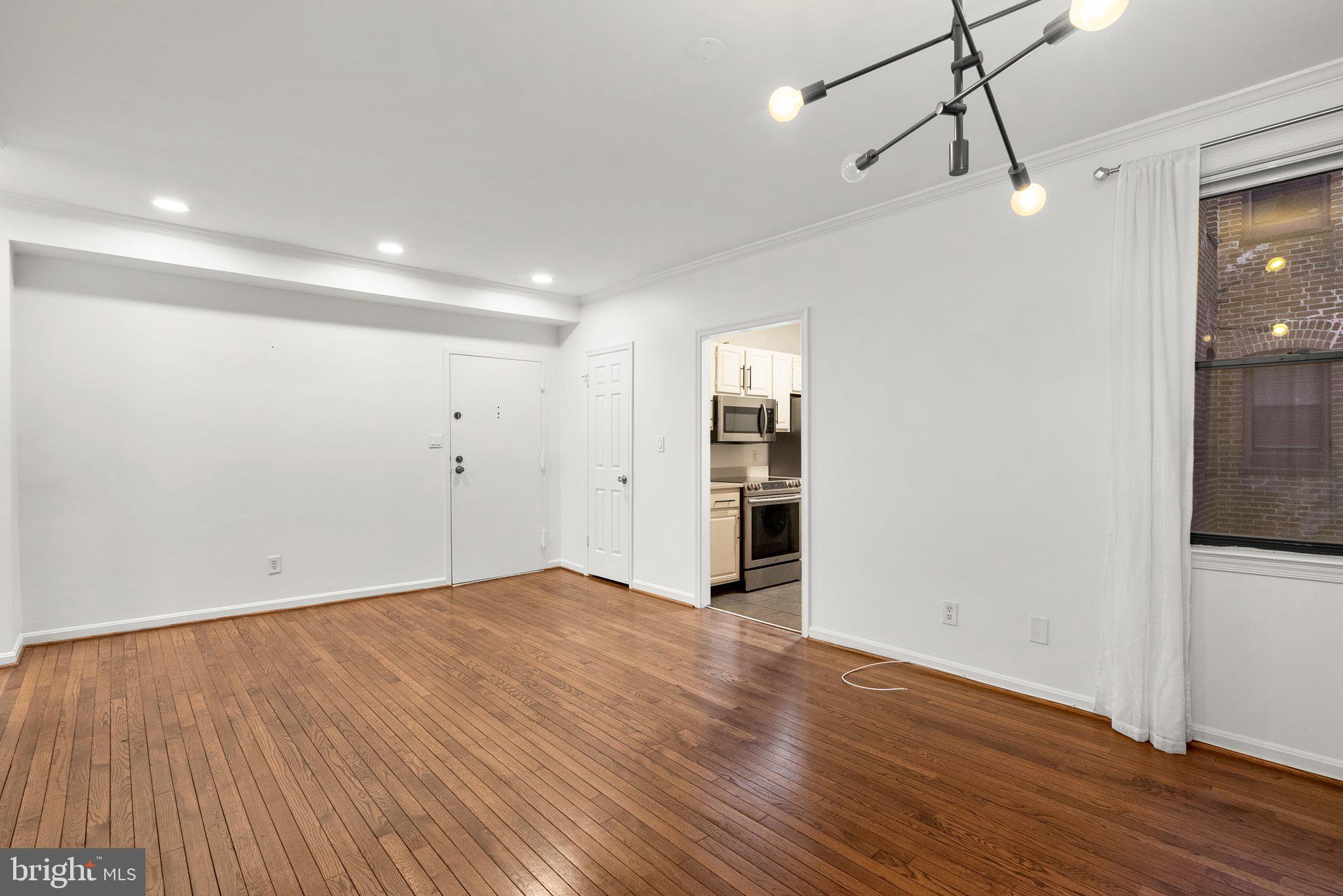 2310 Ashmead PLACE NW Unit: 203