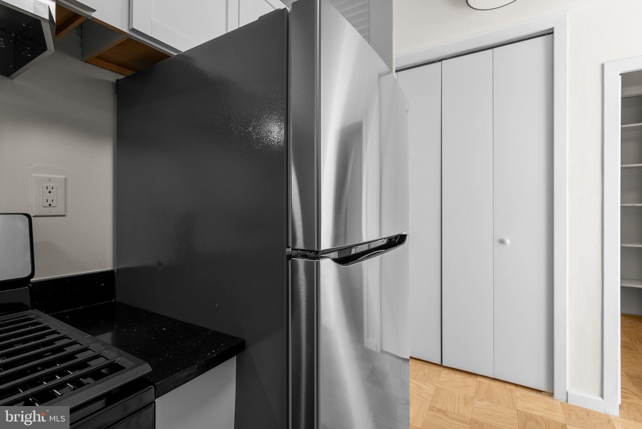 2030 F Street NW Unit: 1010