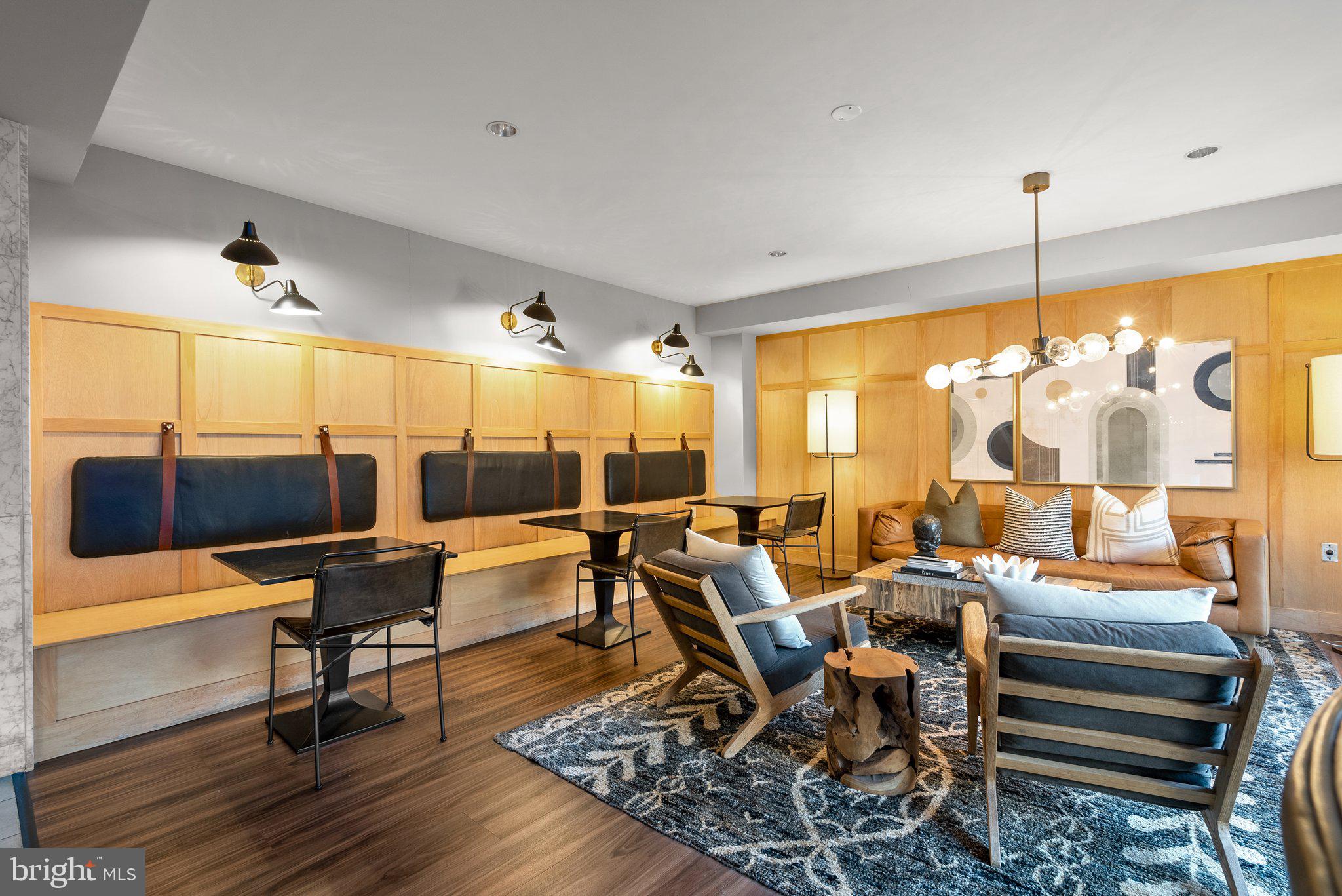 2030 F Street NW Unit: 1010