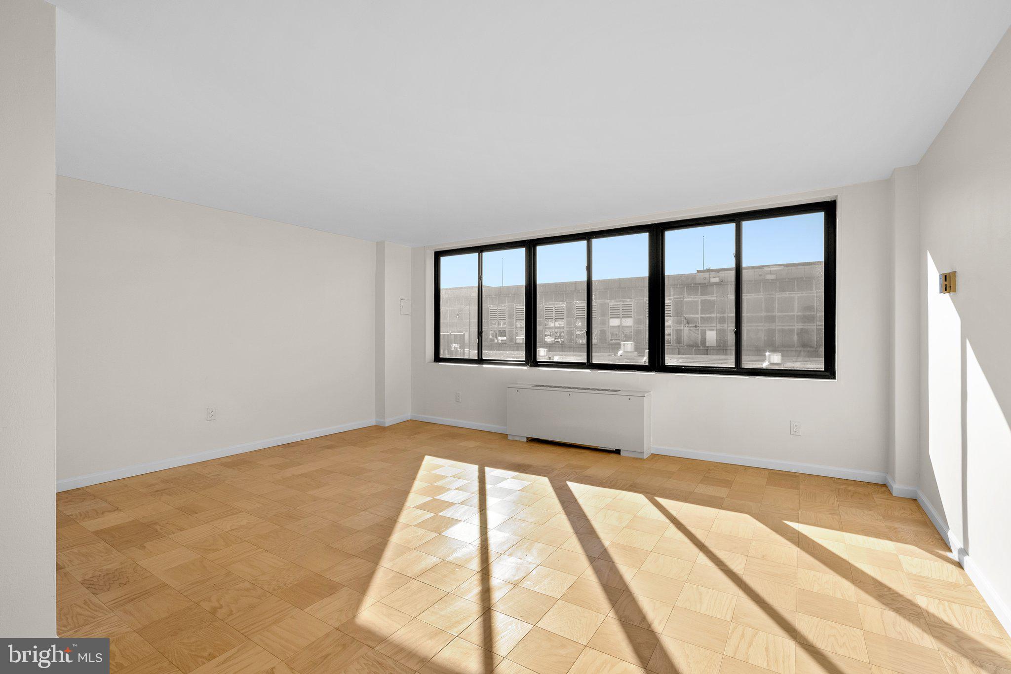 2030 F Street NW Unit: 1010