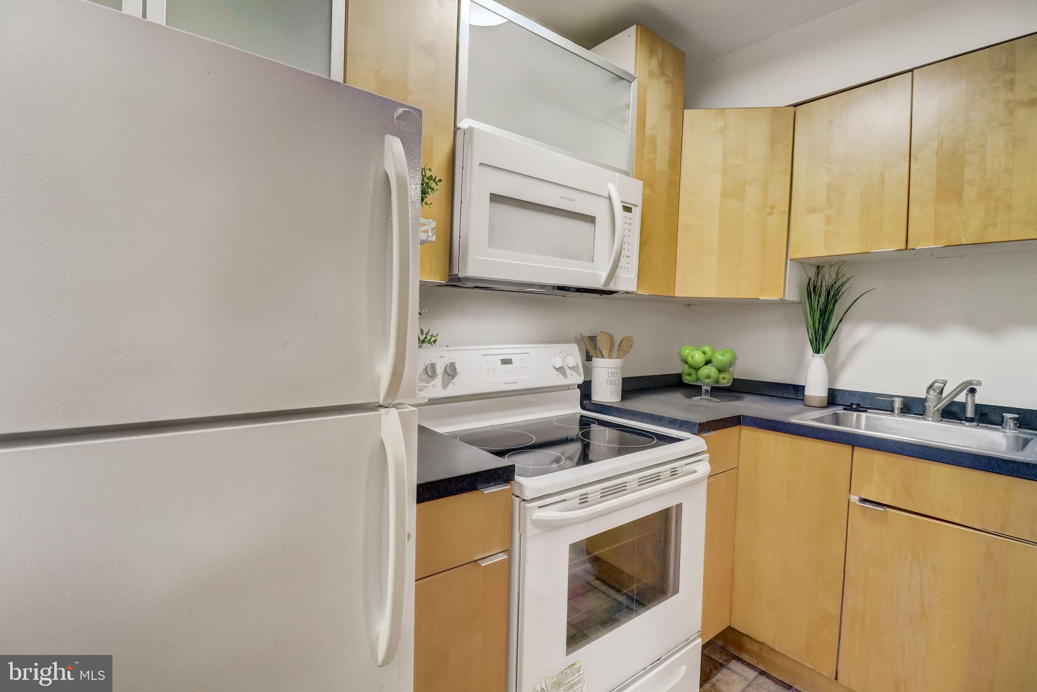 4029 Benton St NW #102