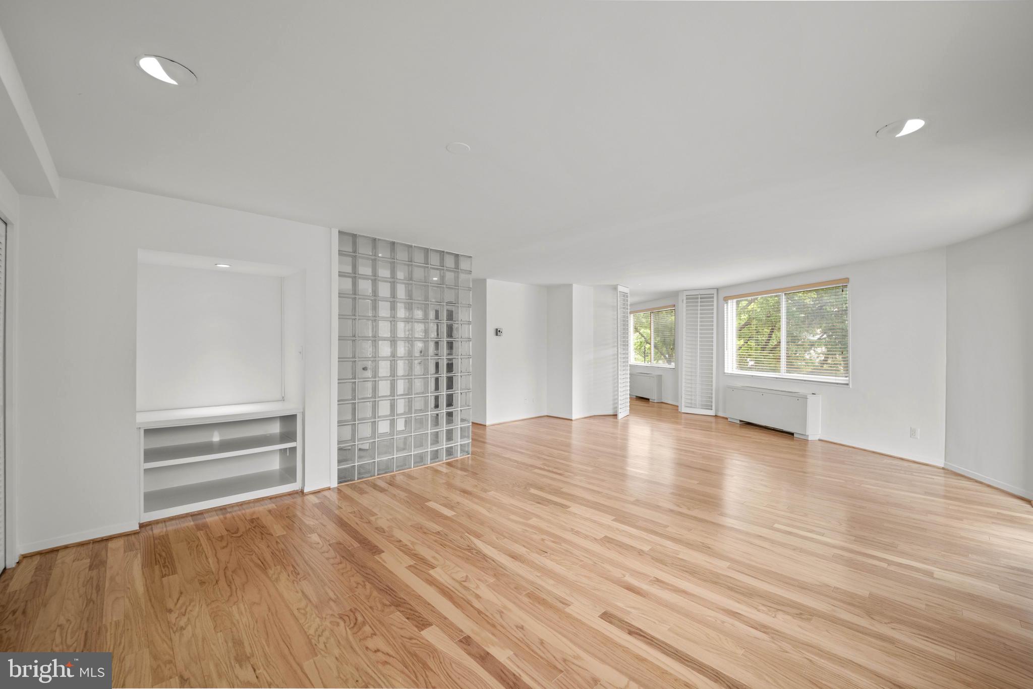 2829 Connecticut Ave NW #401