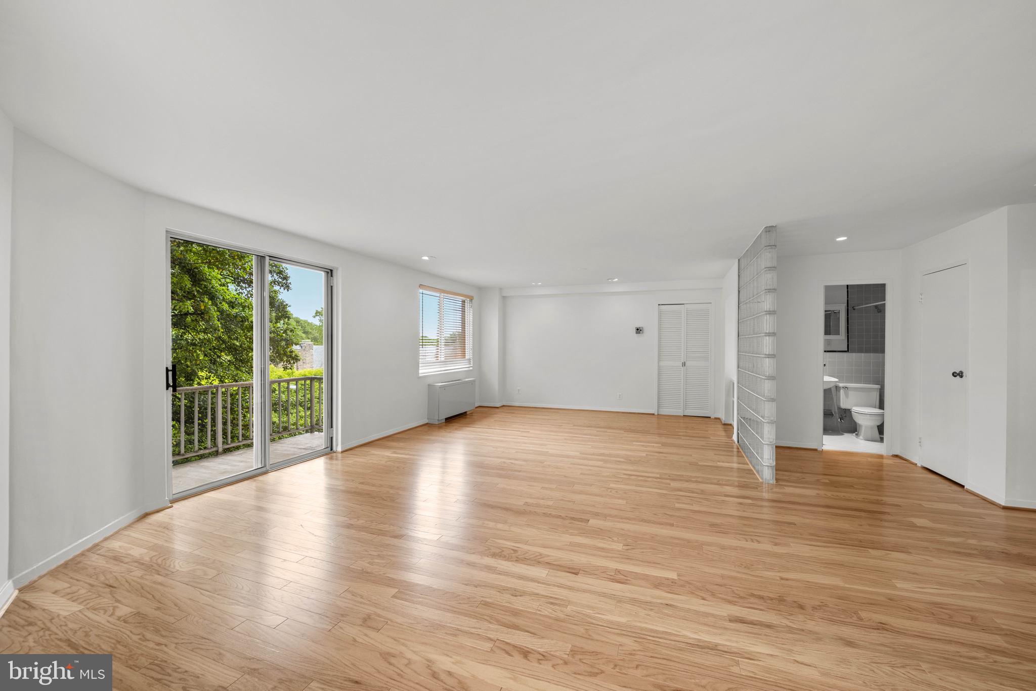 2829 Connecticut Ave NW #401