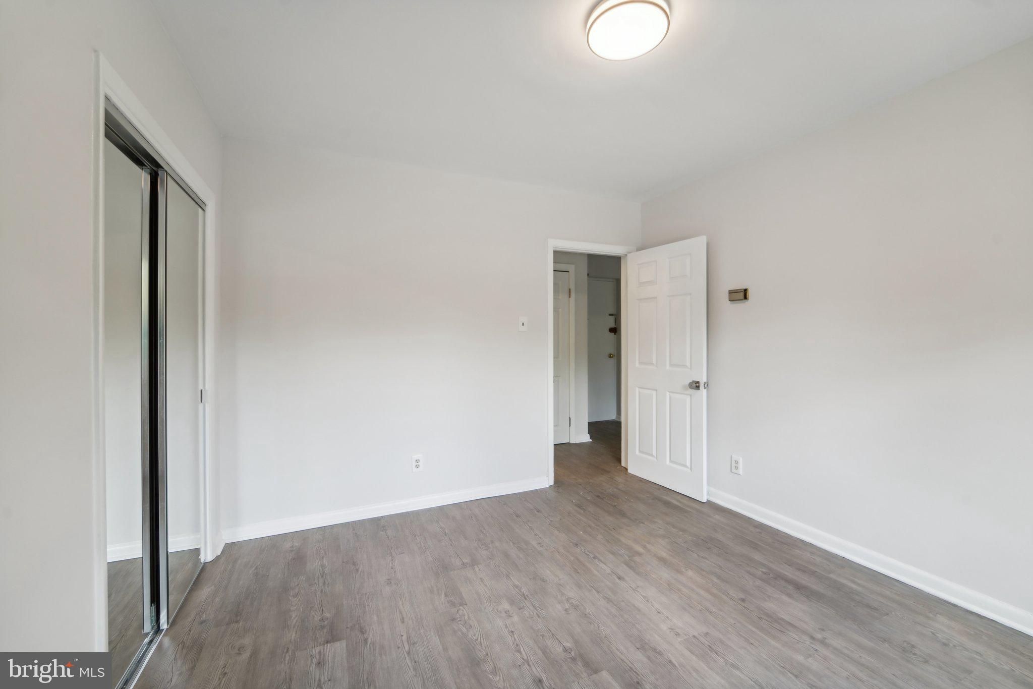 4570 MacArthur Blvd NW #T3