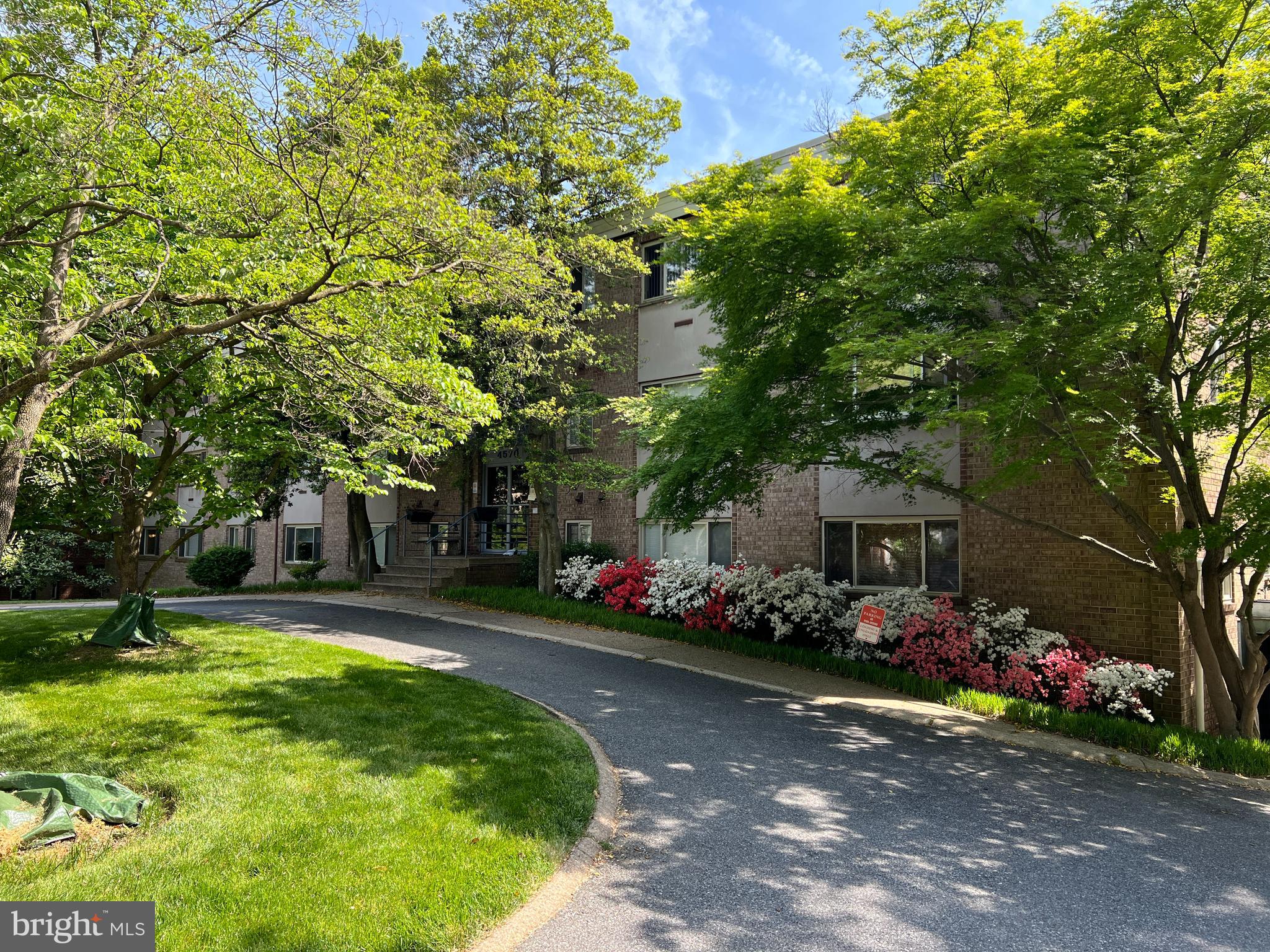 4570 MacArthur Blvd NW #T3