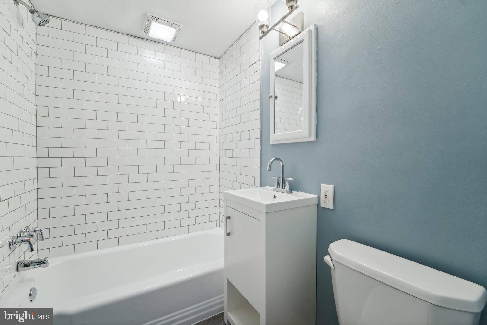 4570 MacArthur Blvd NW #T3