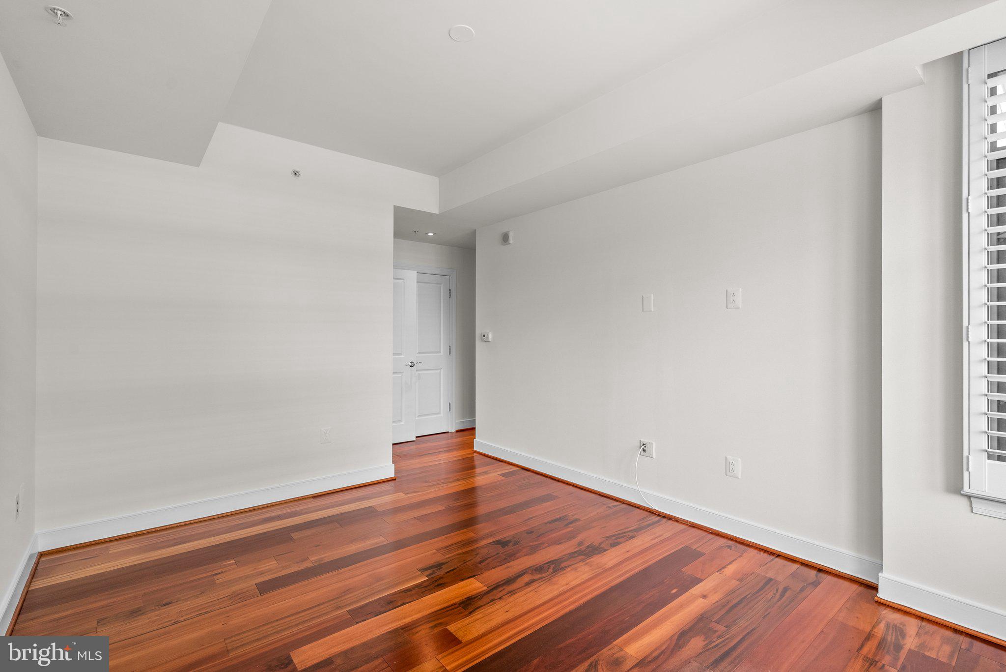 2425 L ST NW #440