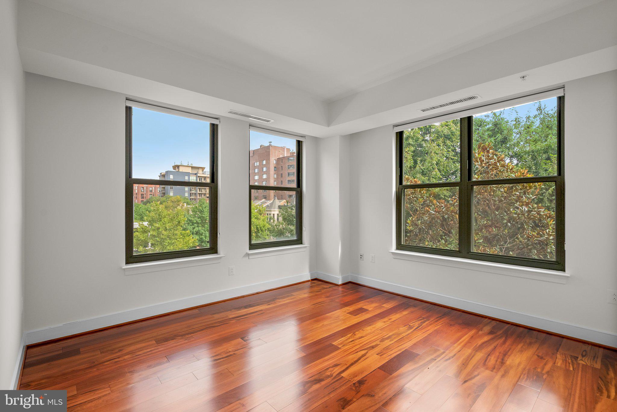 2425 L ST NW #440