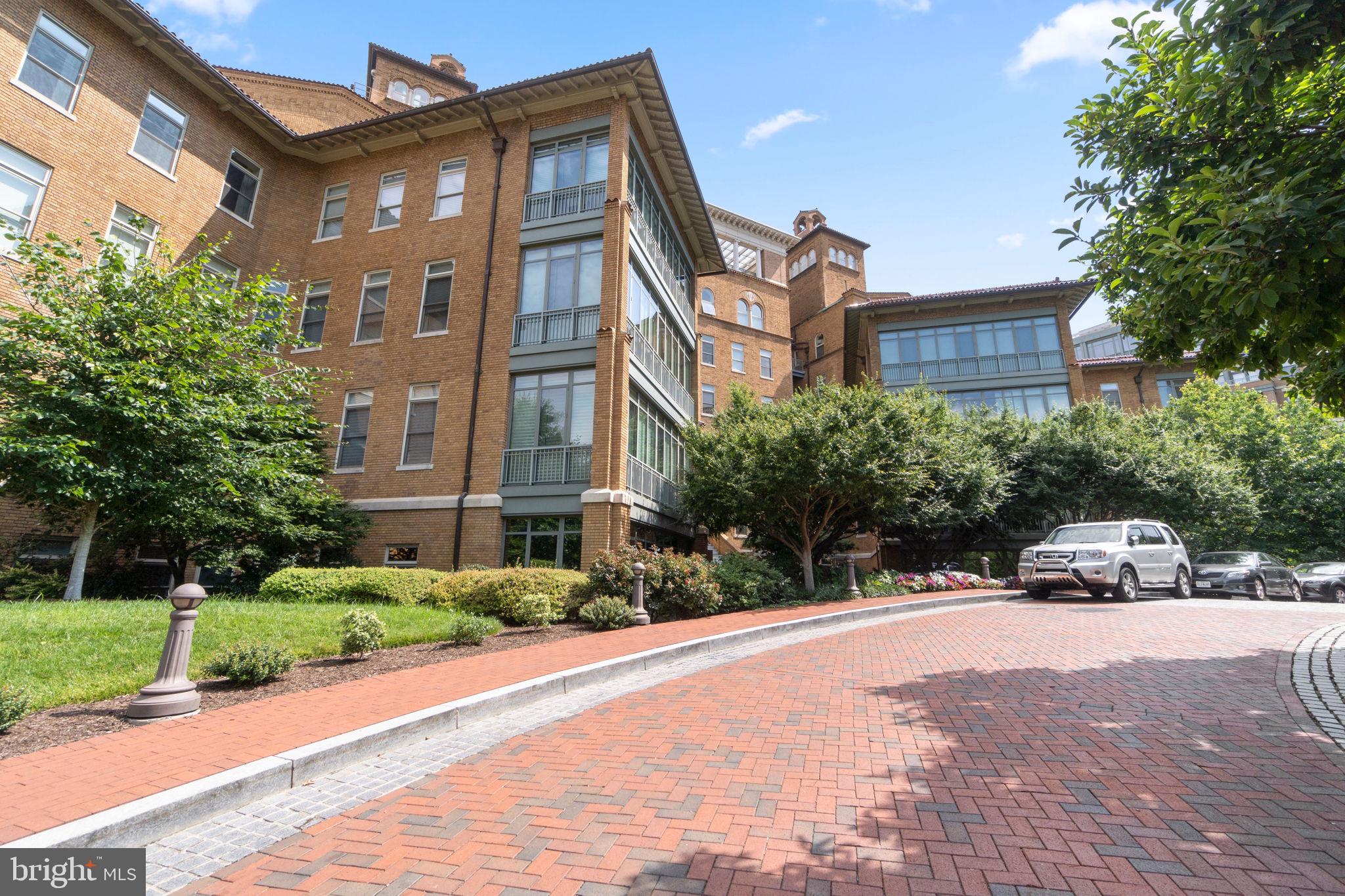 2425 L ST NW #440