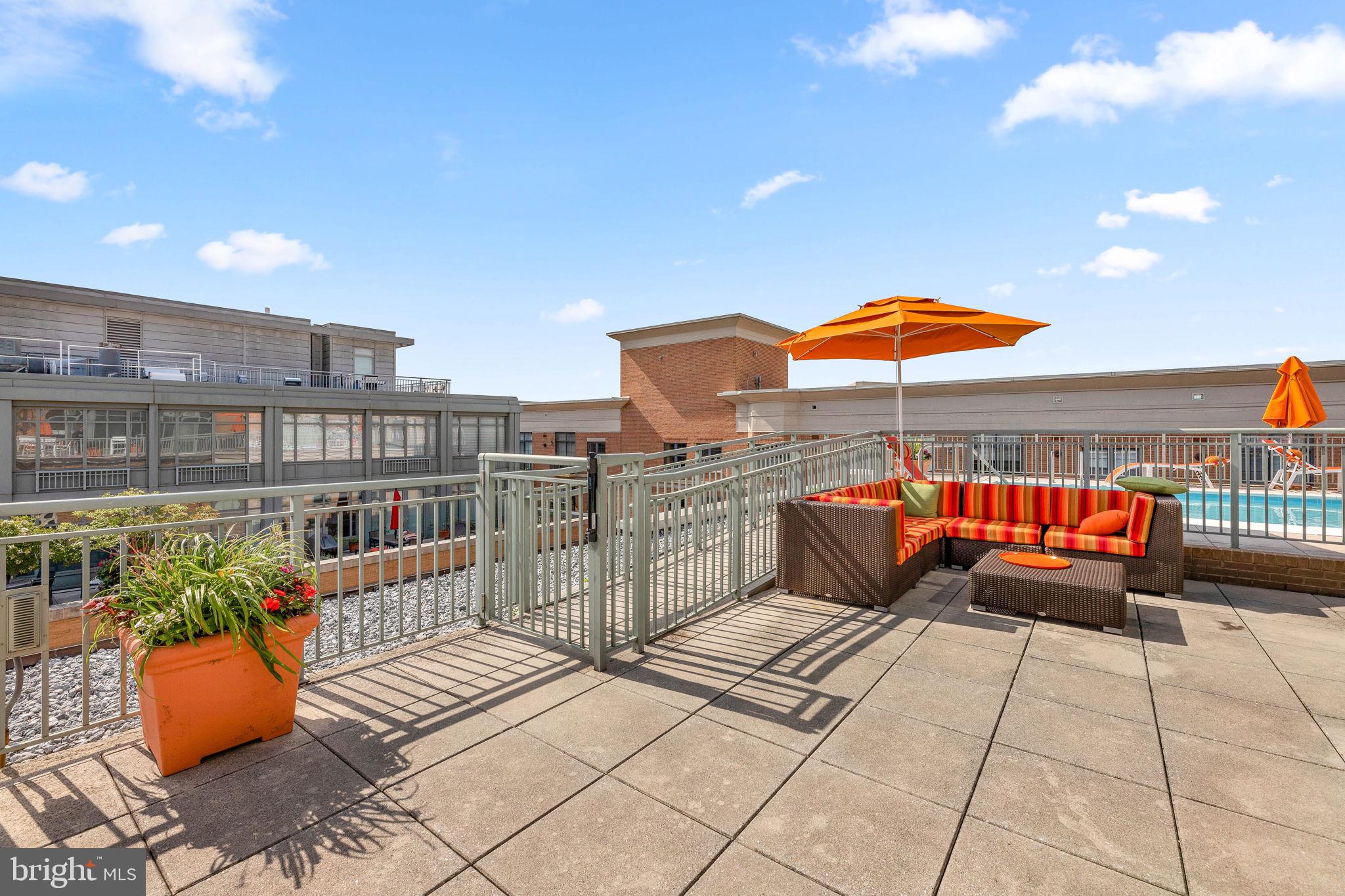 2425 L ST NW #440
