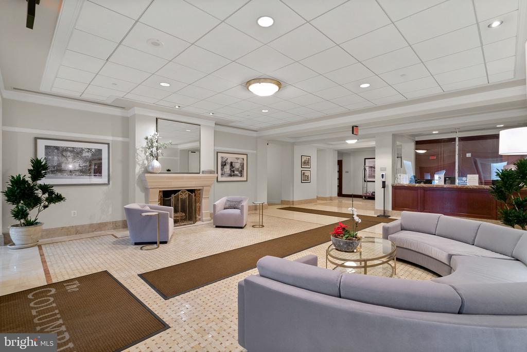 2425 L ST NW #440