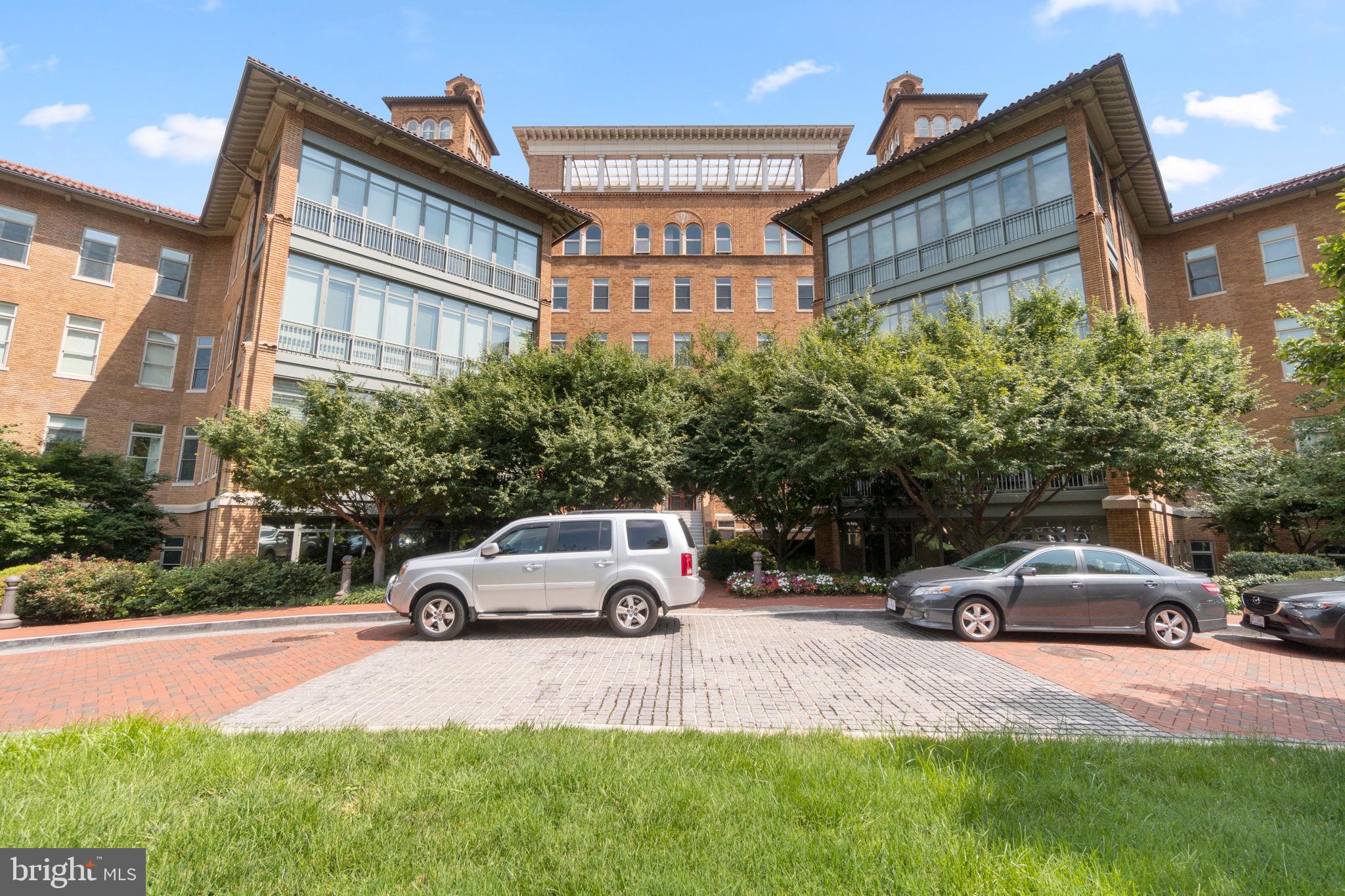 2425 L ST NW #440