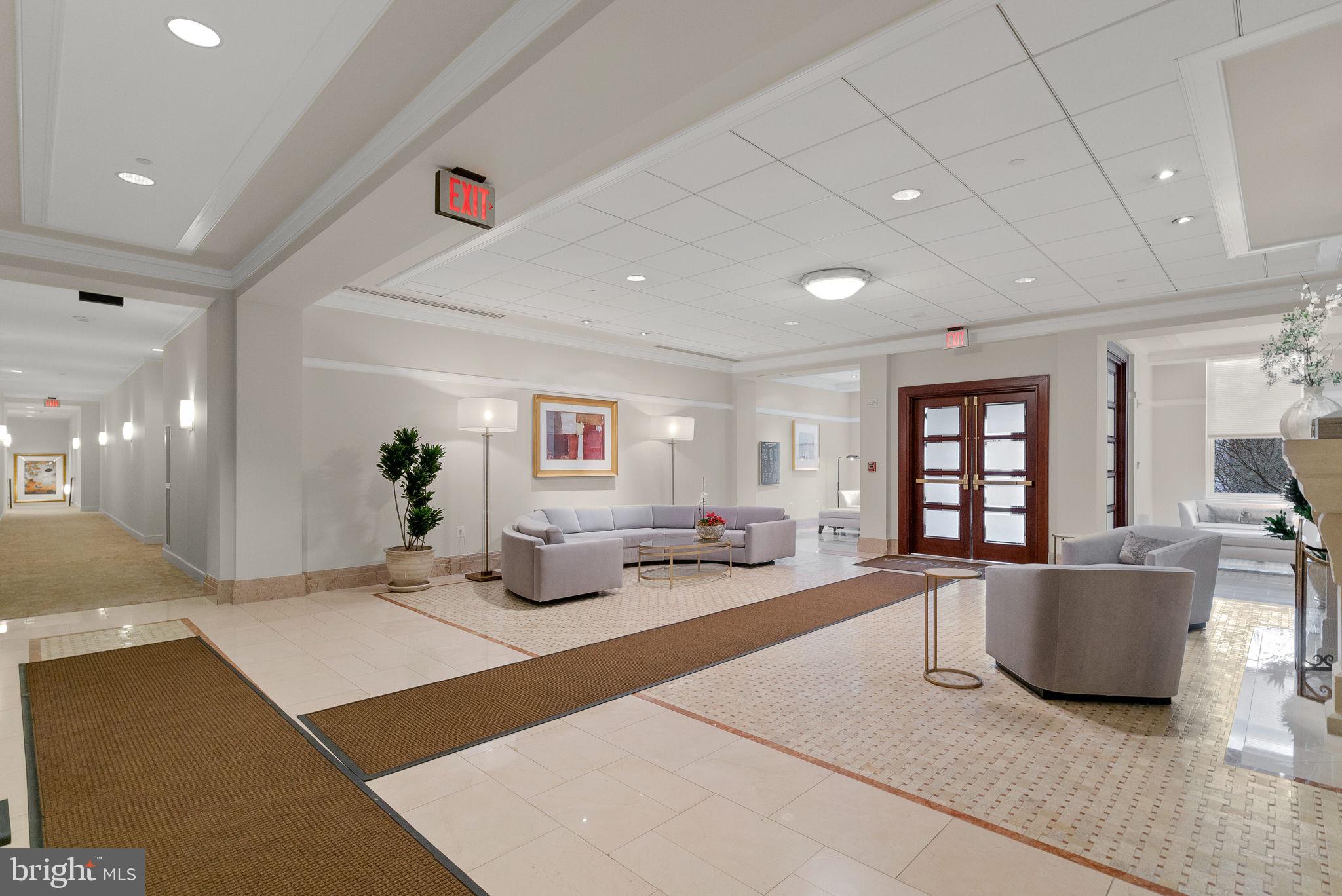 2425 L ST NW #440