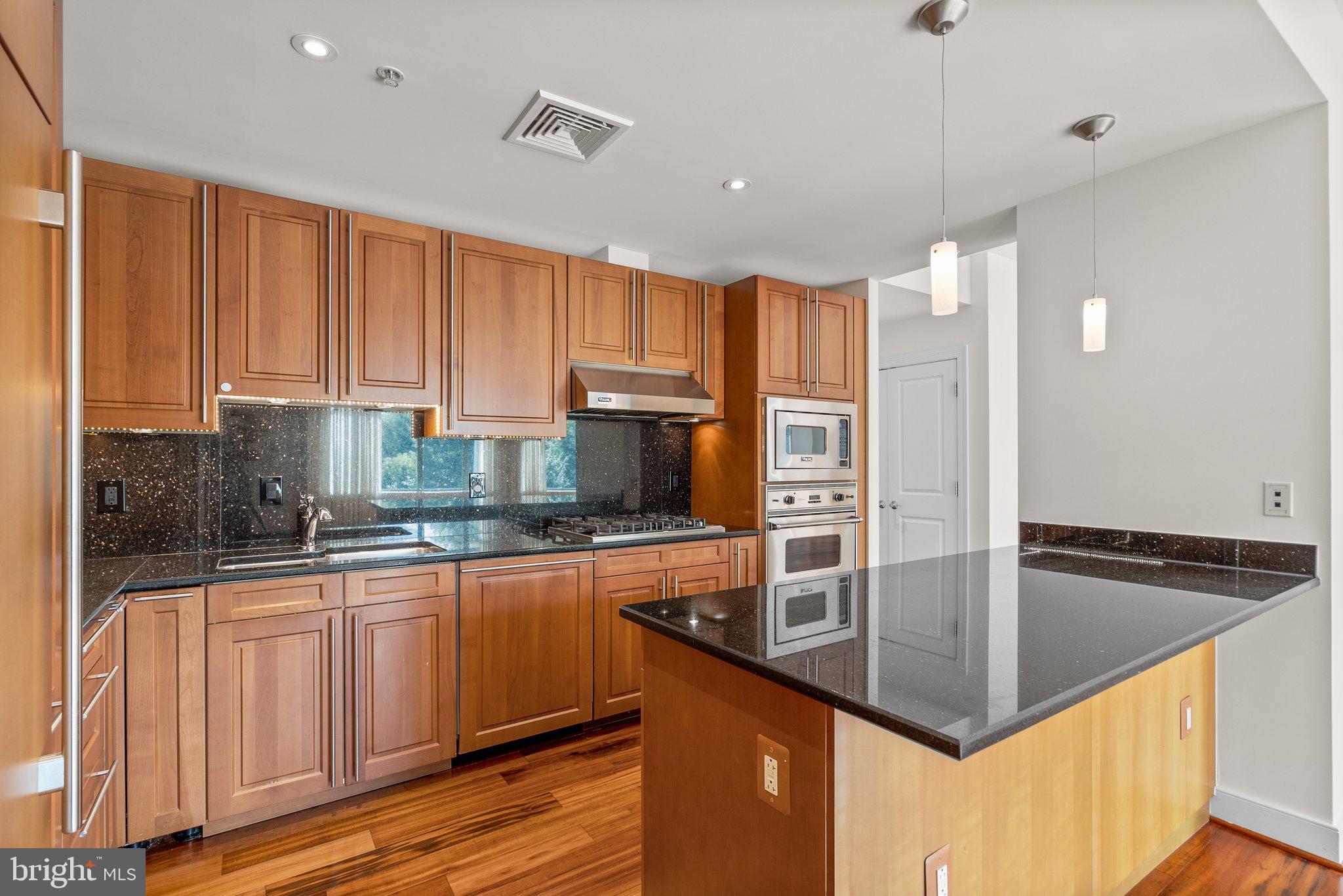 2425 L ST NW #440