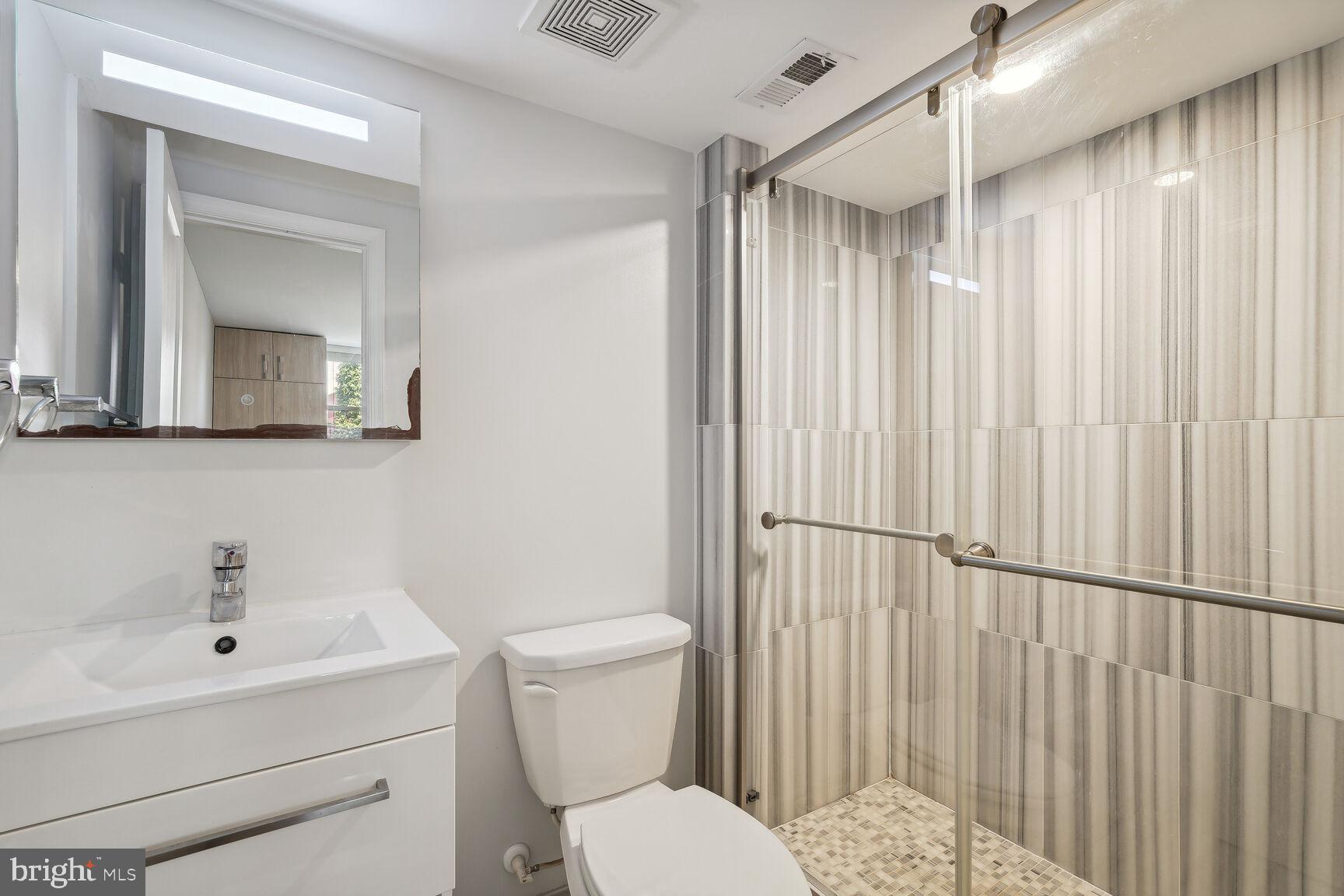 906 GALLATIN ST NW #101