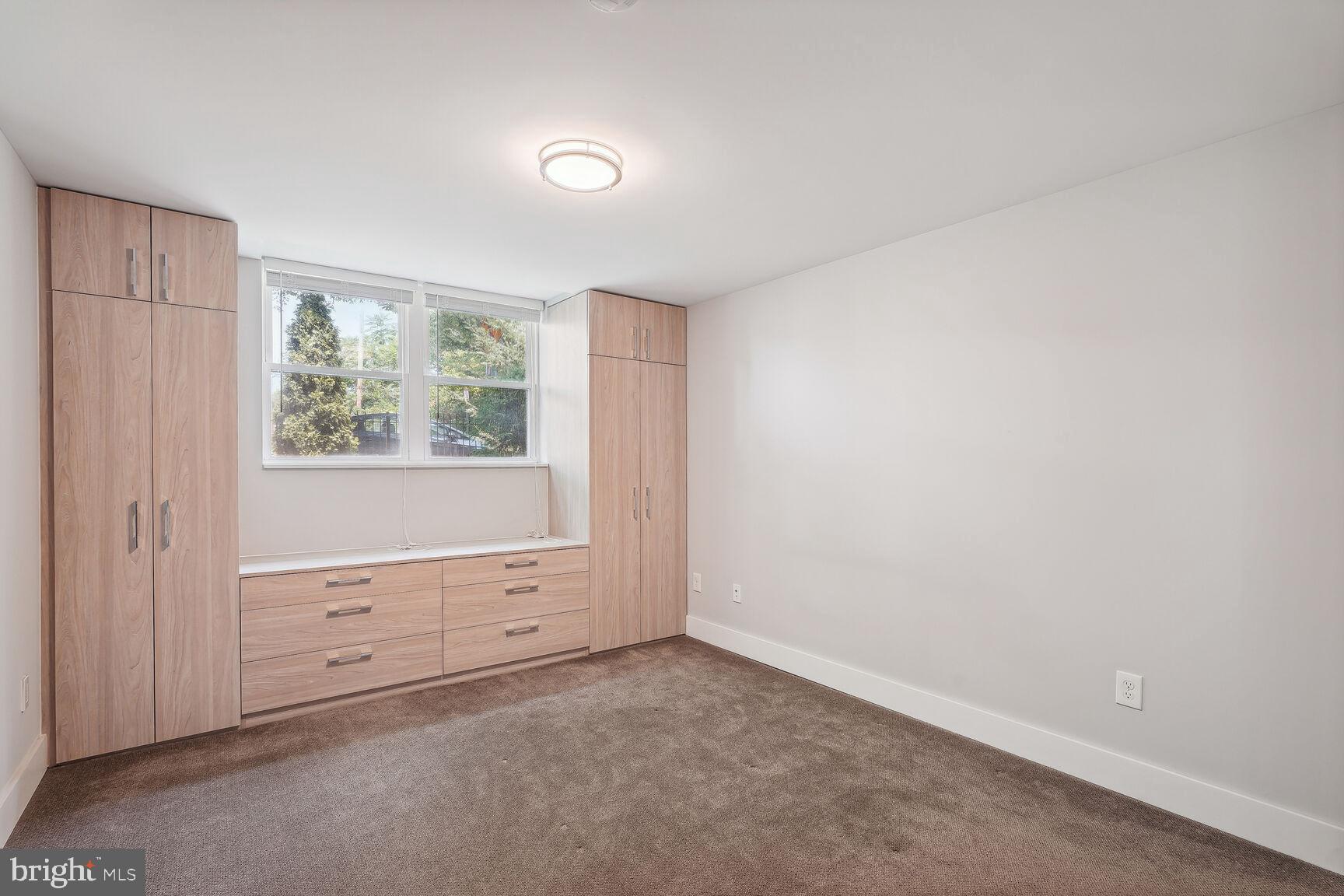906 GALLATIN ST NW #101