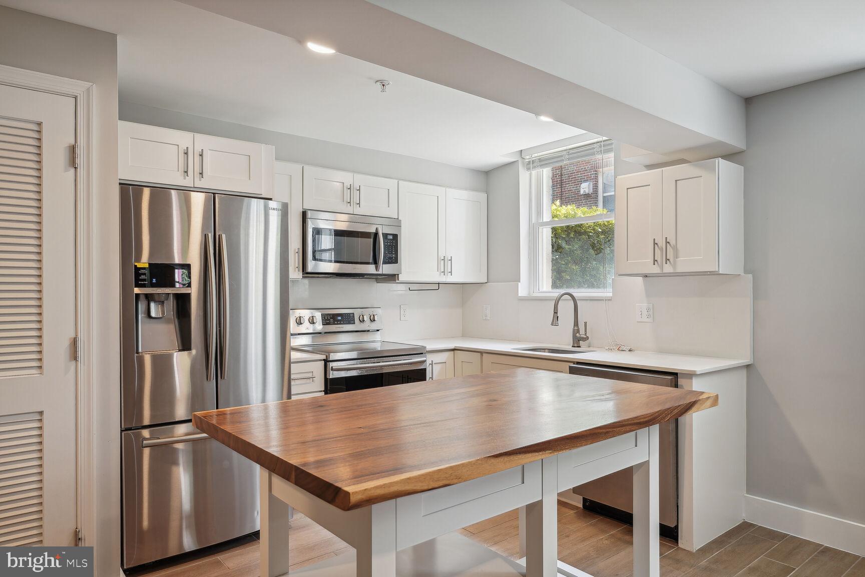 906 GALLATIN ST NW #101
