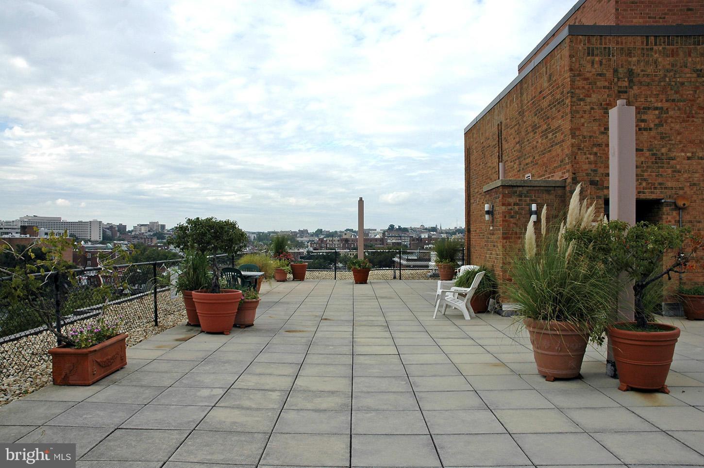 1718 P St NW #717