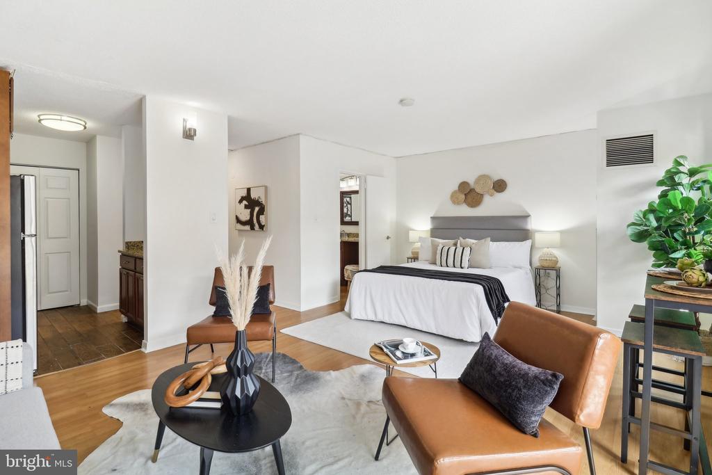 1718 P St NW #717