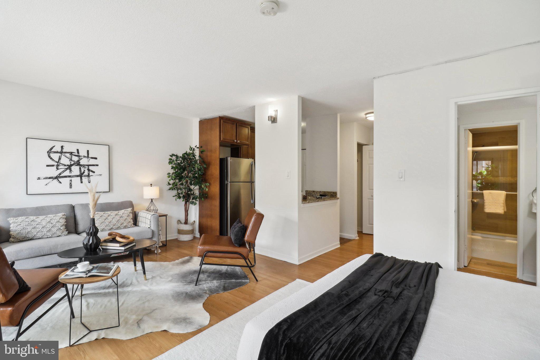 1718 P St NW #717