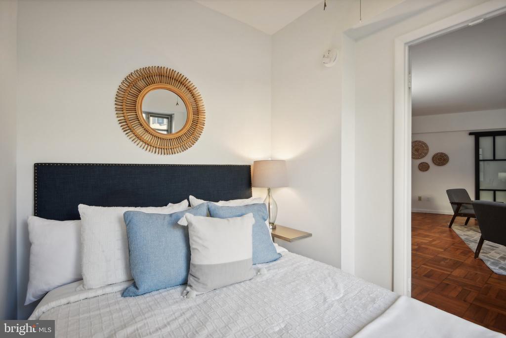 1711 Massachusetts Ave NW #602