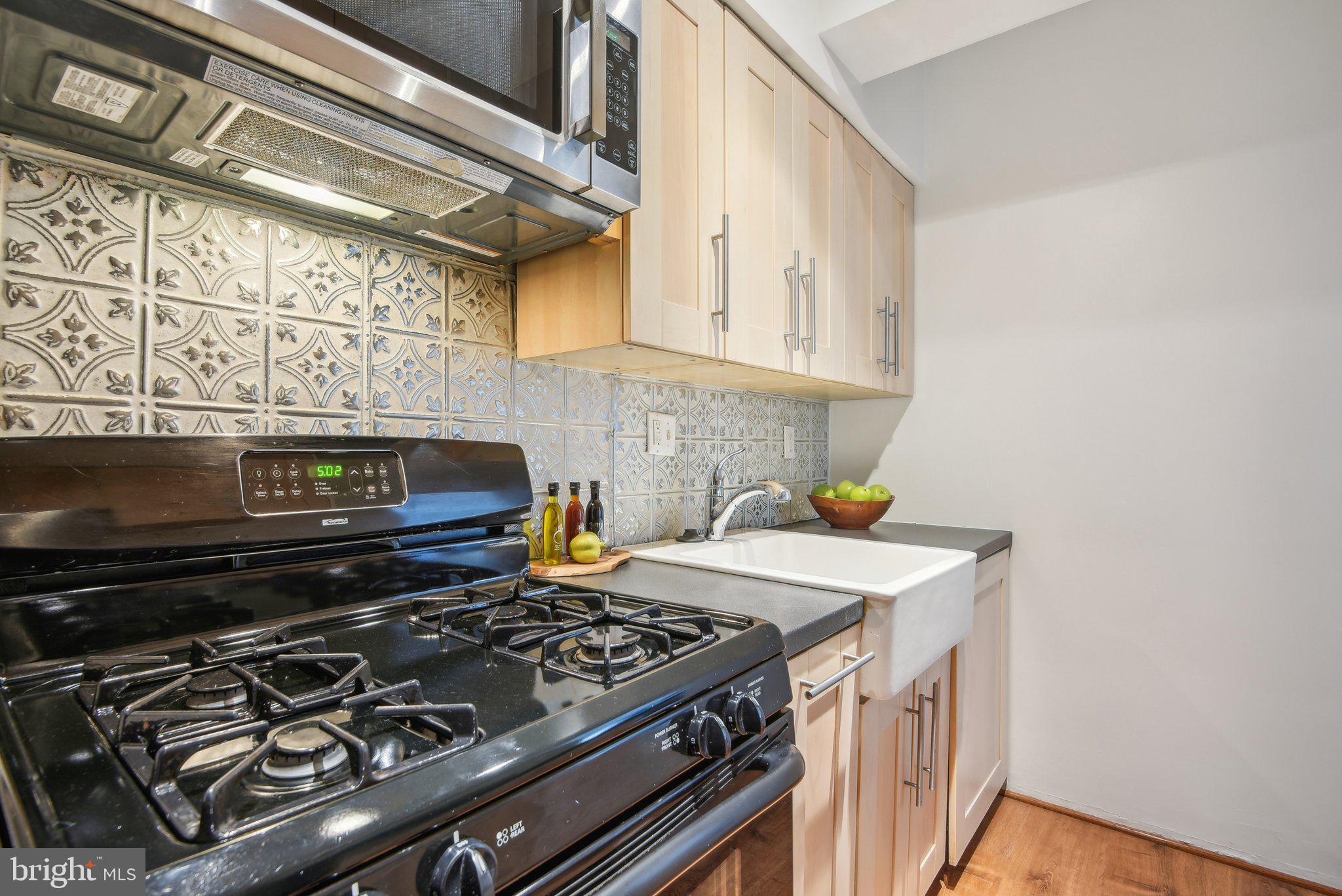 1711 Massachusetts Ave NW #602