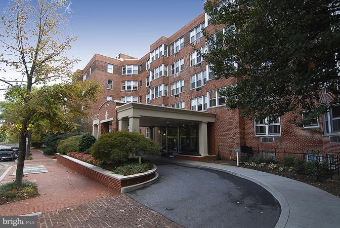 2500 Q ST NW #216