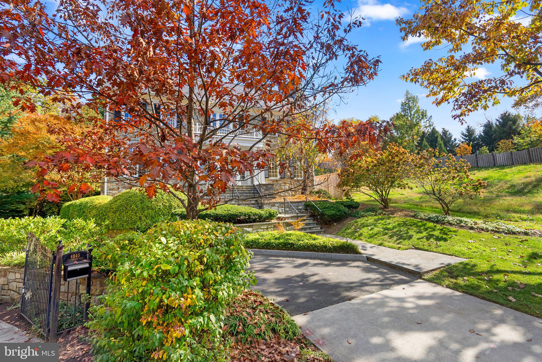 4835 GLENBROOK RD NW