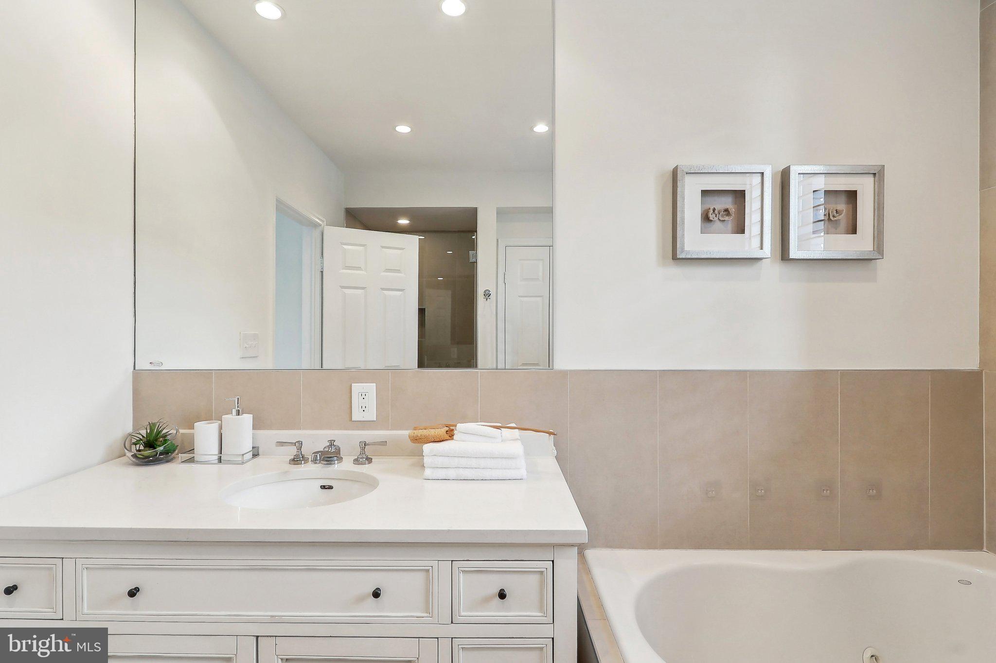 2230 California St NW #3ae