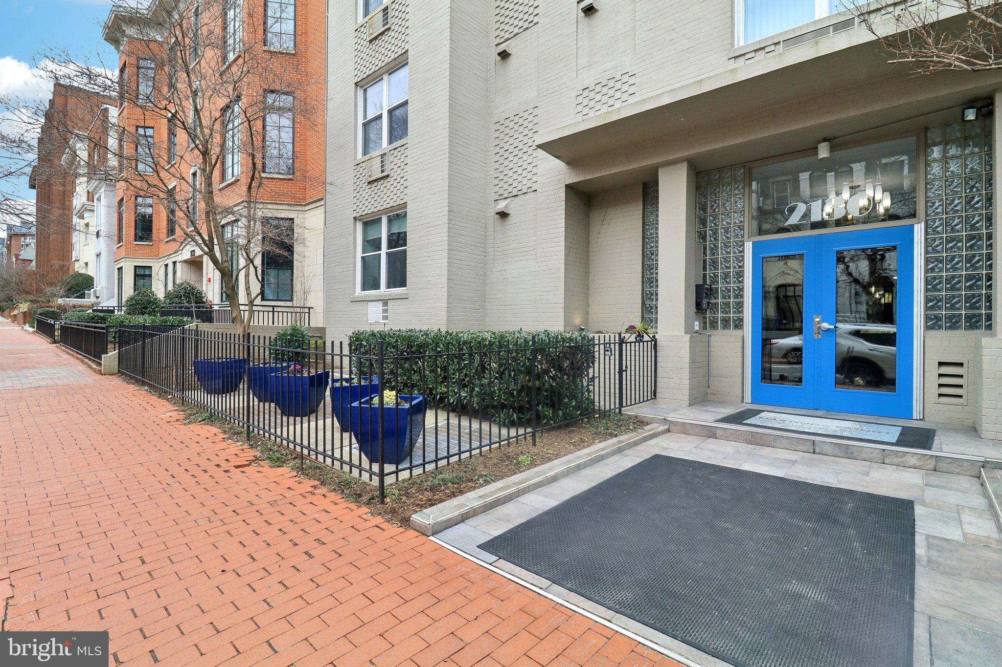 2130 N St NW #106