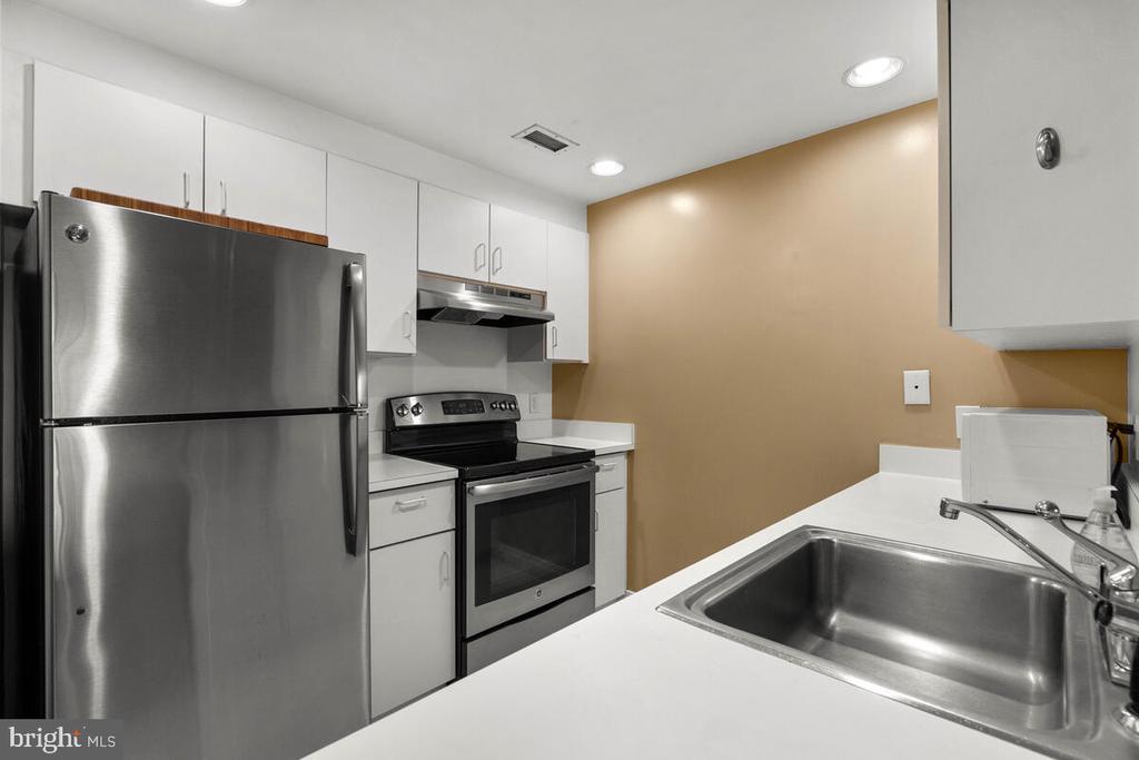 2301 N ST NW #202