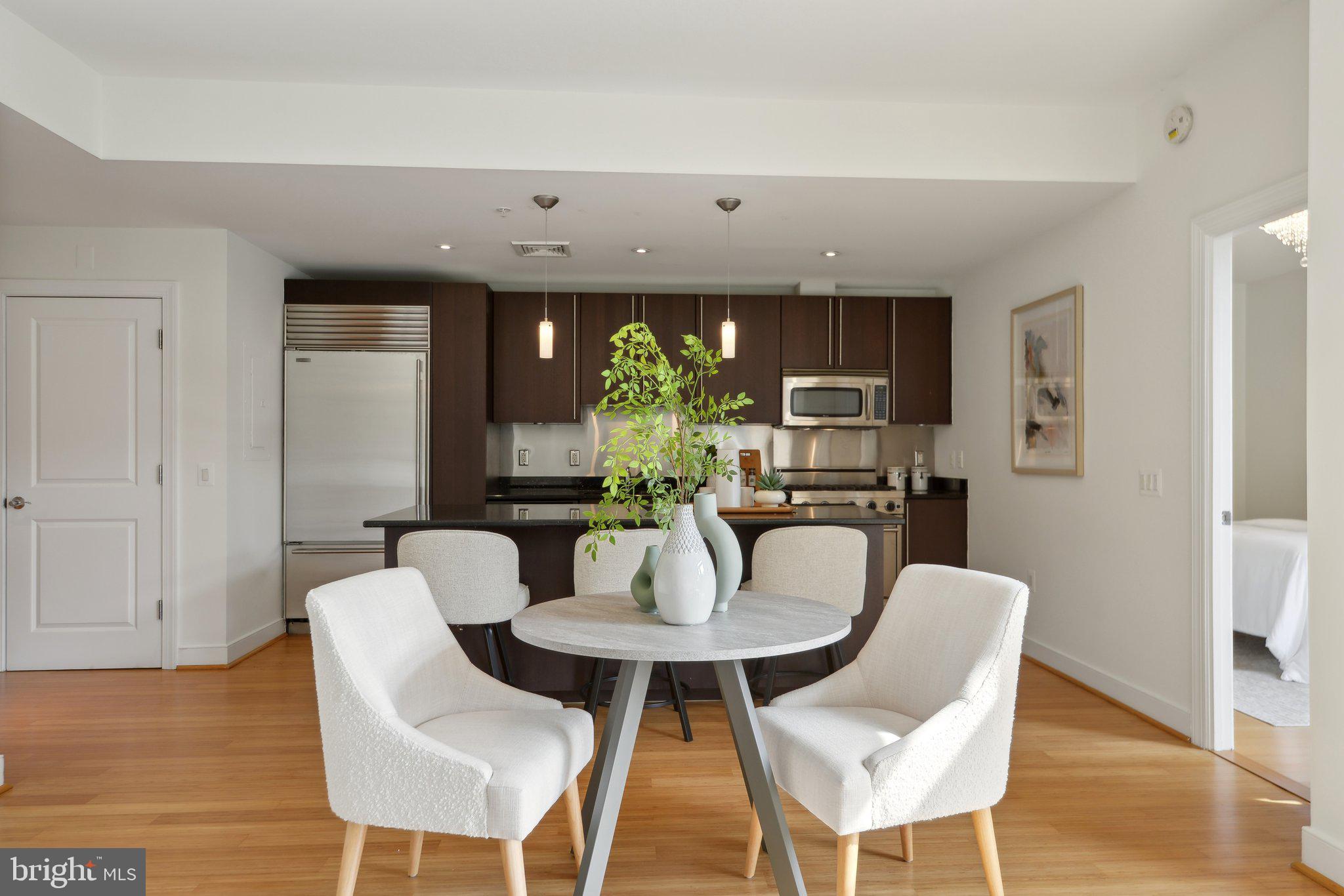 2425 L St NW #530